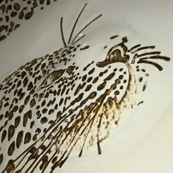 Arda Turkish Handpainted Huge Leopard Plate/Decor